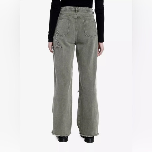 Hot Topic Green Distressed Star Wide Leg Pants Women's Small - Picture 2 of 8